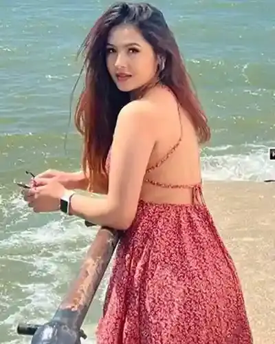 Call Girls in Raina