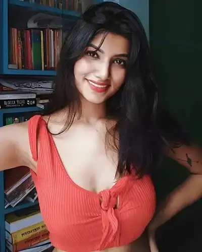 Raina Call Girl